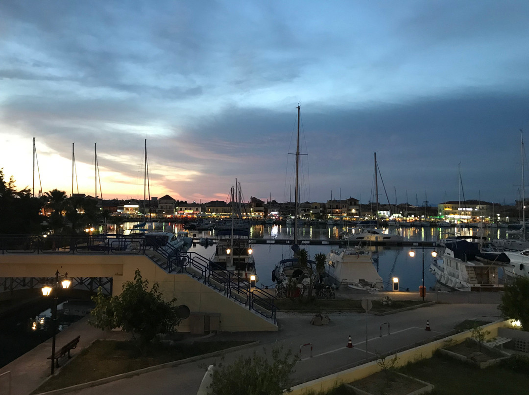 拉诺斯酒店主图