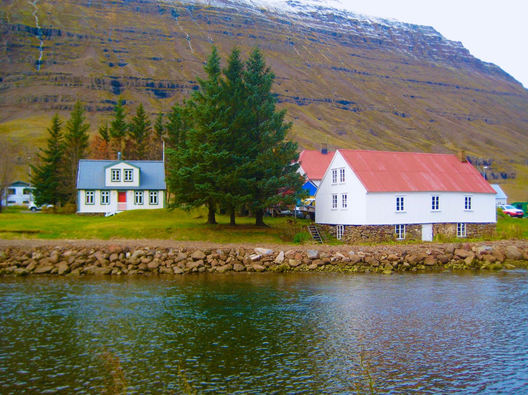 'How's It Going?' Phone Booth-塞济斯菲厄泽必去景点