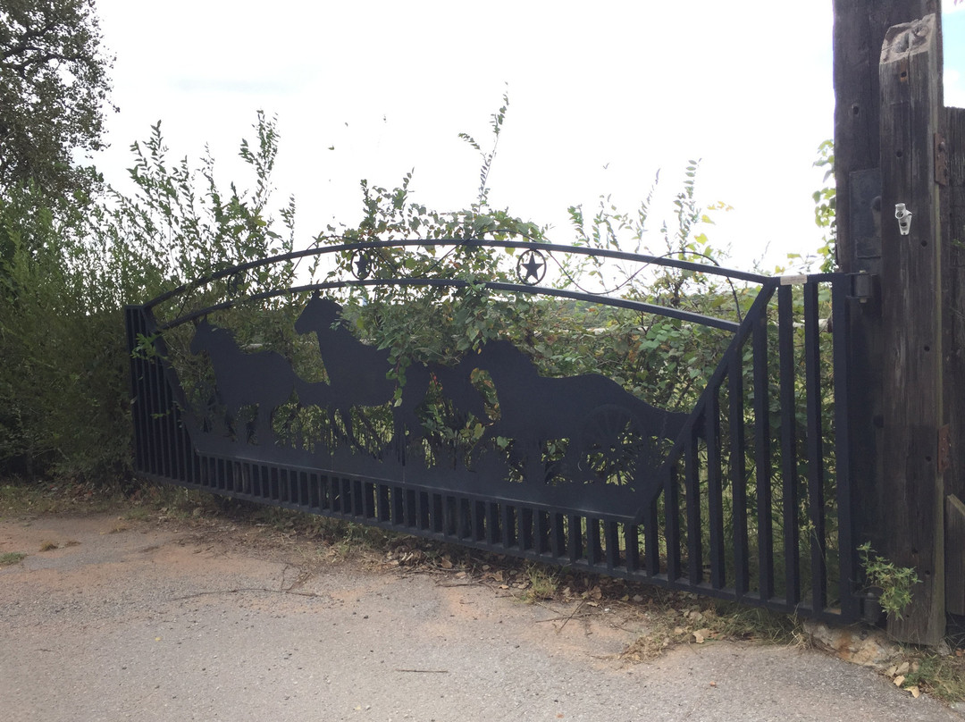 Rusty Gables Guest Lodge & Gallery主图