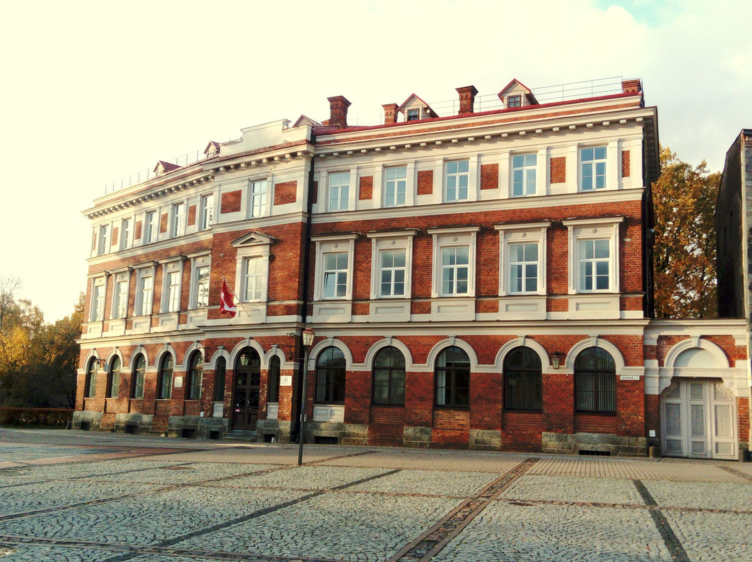 Rožu Square-Cesis必去景点