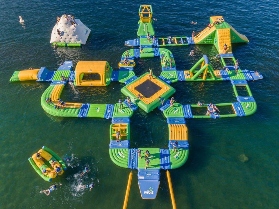 Splash BC Water Parks - Penticton Wibit景点图片