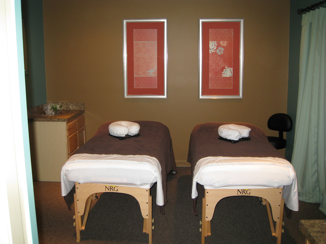 Soular Massage Wellness Center景点图片