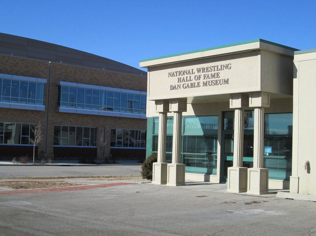 Waterloo旅游景点-National Wrestling Hall of Fame - Dan Gable Museum