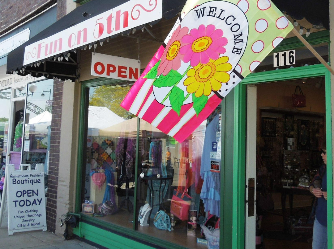 Norwalk旅游景点-Fun On 5th Boutique