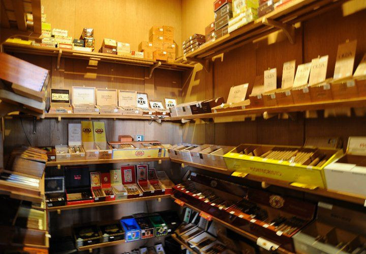 The Humidor Cigar Bar & Lounge-棕榈海岸必去景点