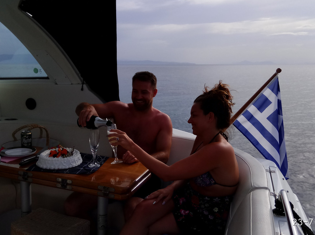 Themis M.C.P.Y-Skiathos Town必去景点