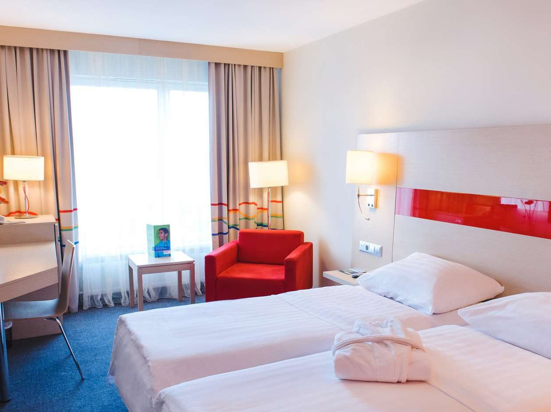 珀丽阿尔尼苏里丽笙公园酒店主图