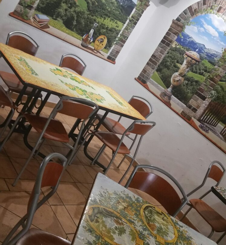 Centro Storico di Castelli景点图片