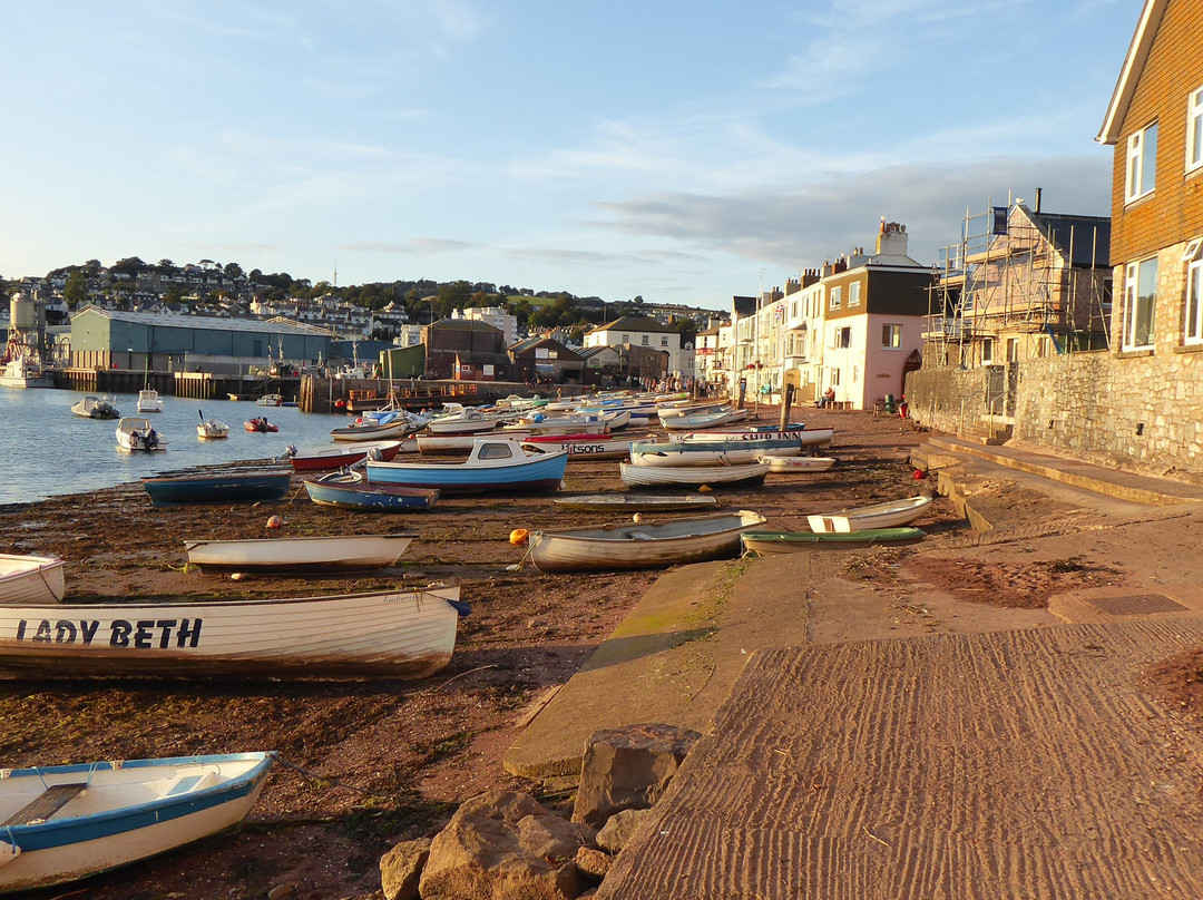 Teignmouth Back Beach景点图片