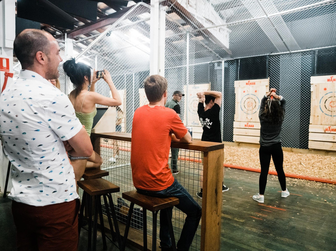 MANIAX Axe Throwing - Perth-珀斯必去景点