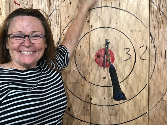 Craft Axe Throwing- Springfield-斯普林菲尔德必去景点