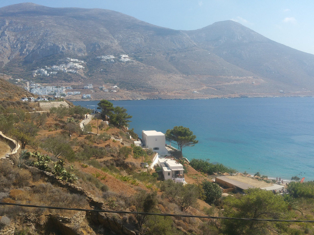 Levrossos Beach Apartments主图