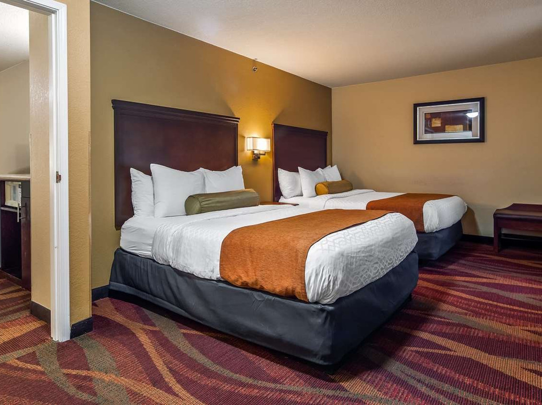 Best Western Fort Wayne Inn & Suites North主图