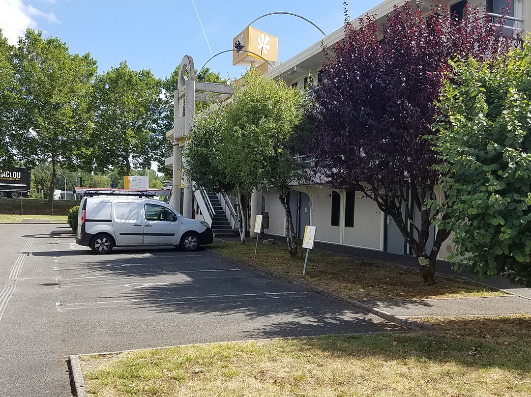 普瑞米尔佩里杰布拉扎克经典酒店主图