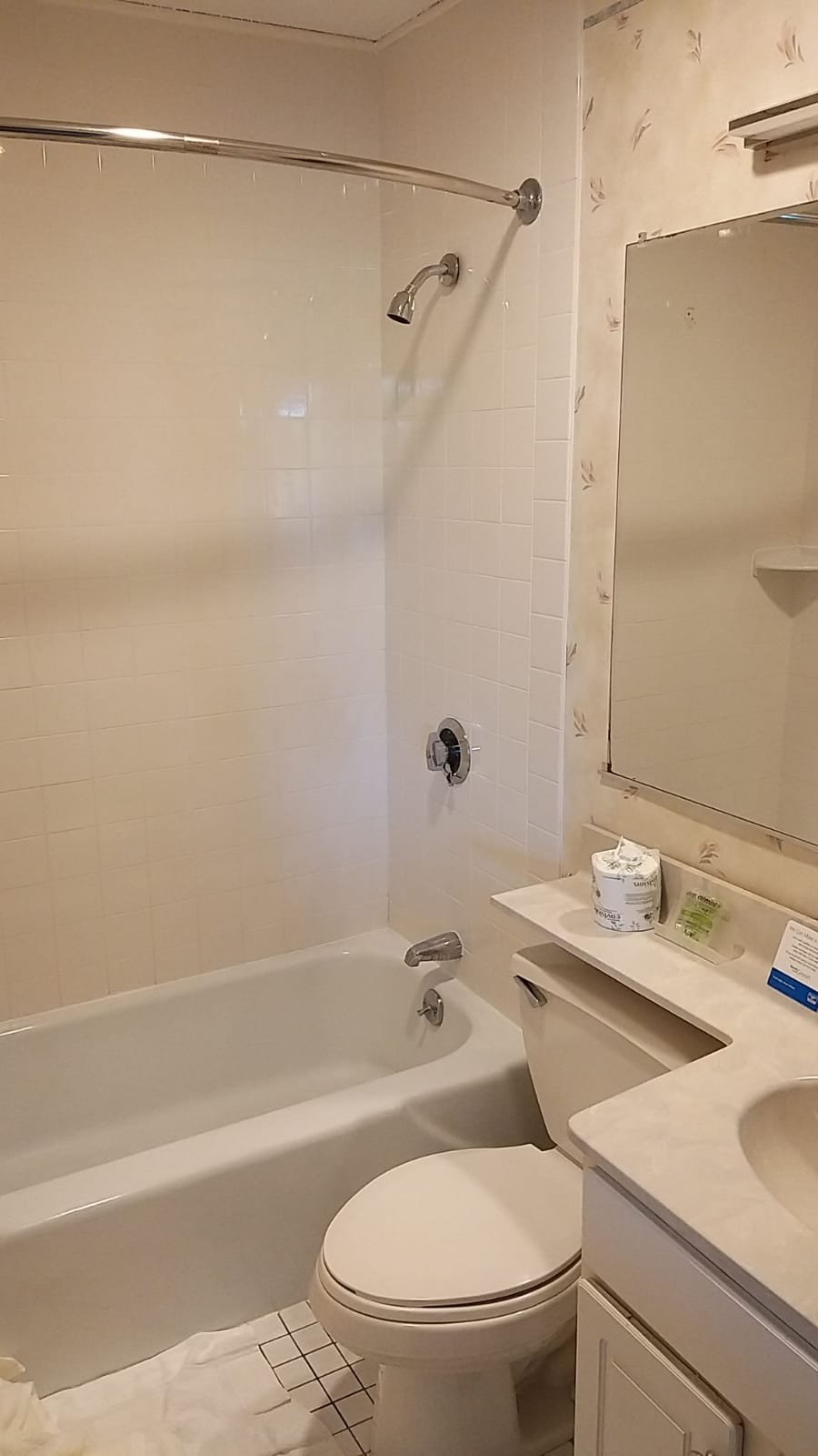 Rodeway Inn Waterford - New London-浴室