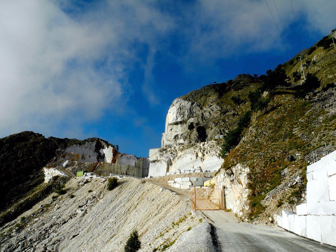 Passo del Vestito景点图片