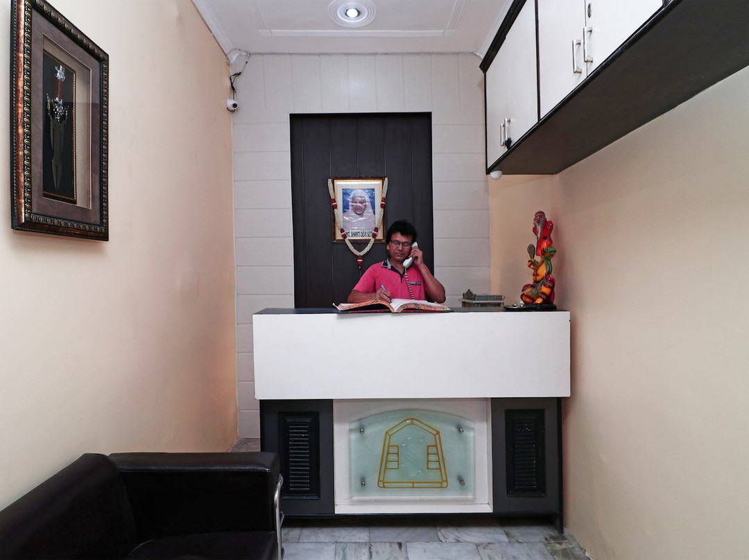 OYO Shanti Palace主图