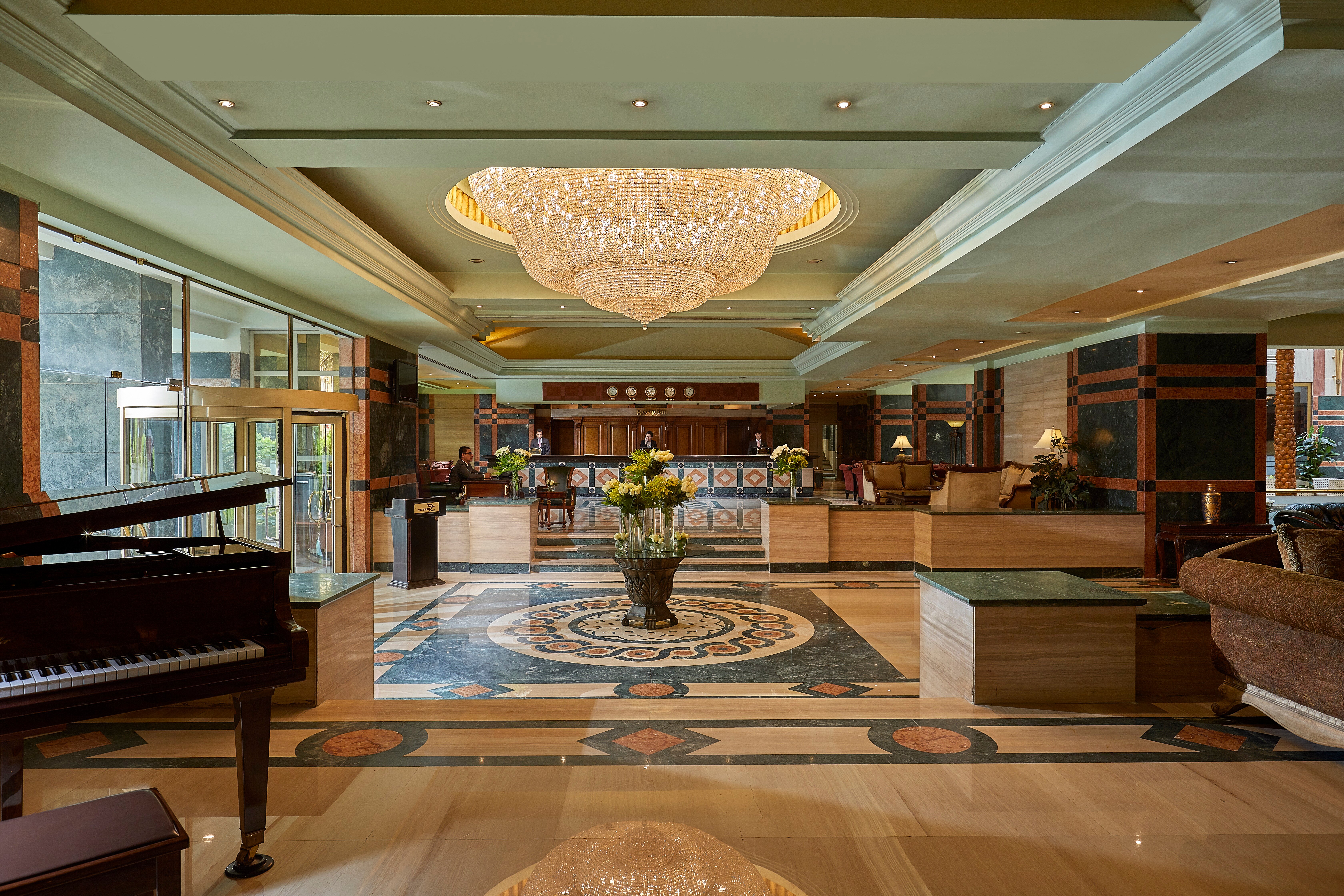 Triumph Plaza Hotel-官方