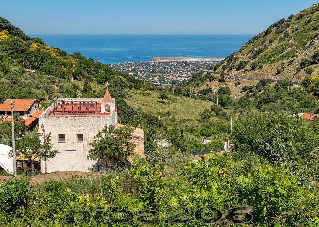 Santuario della Madonna del Furi景点图片