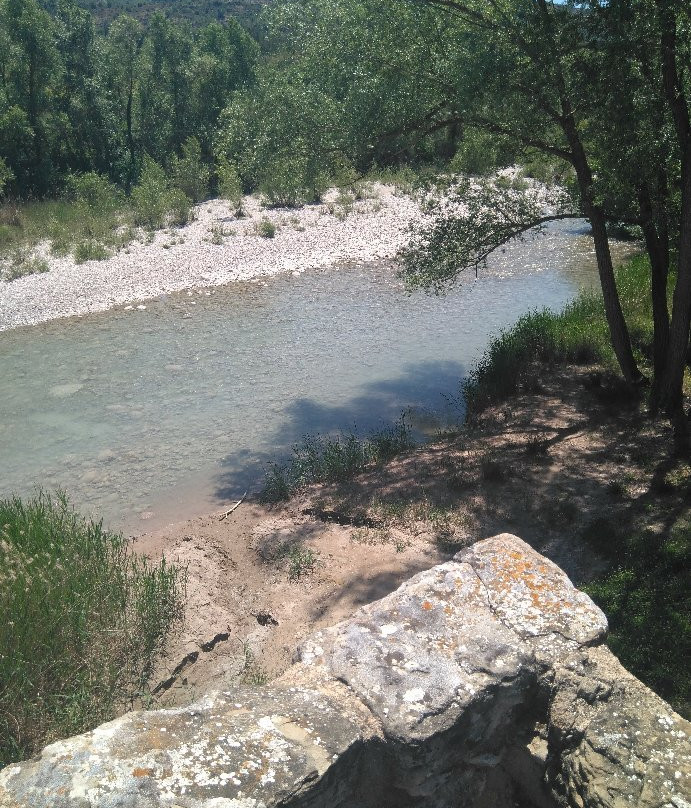 Puente Romanico de Capella-Capella必去景点