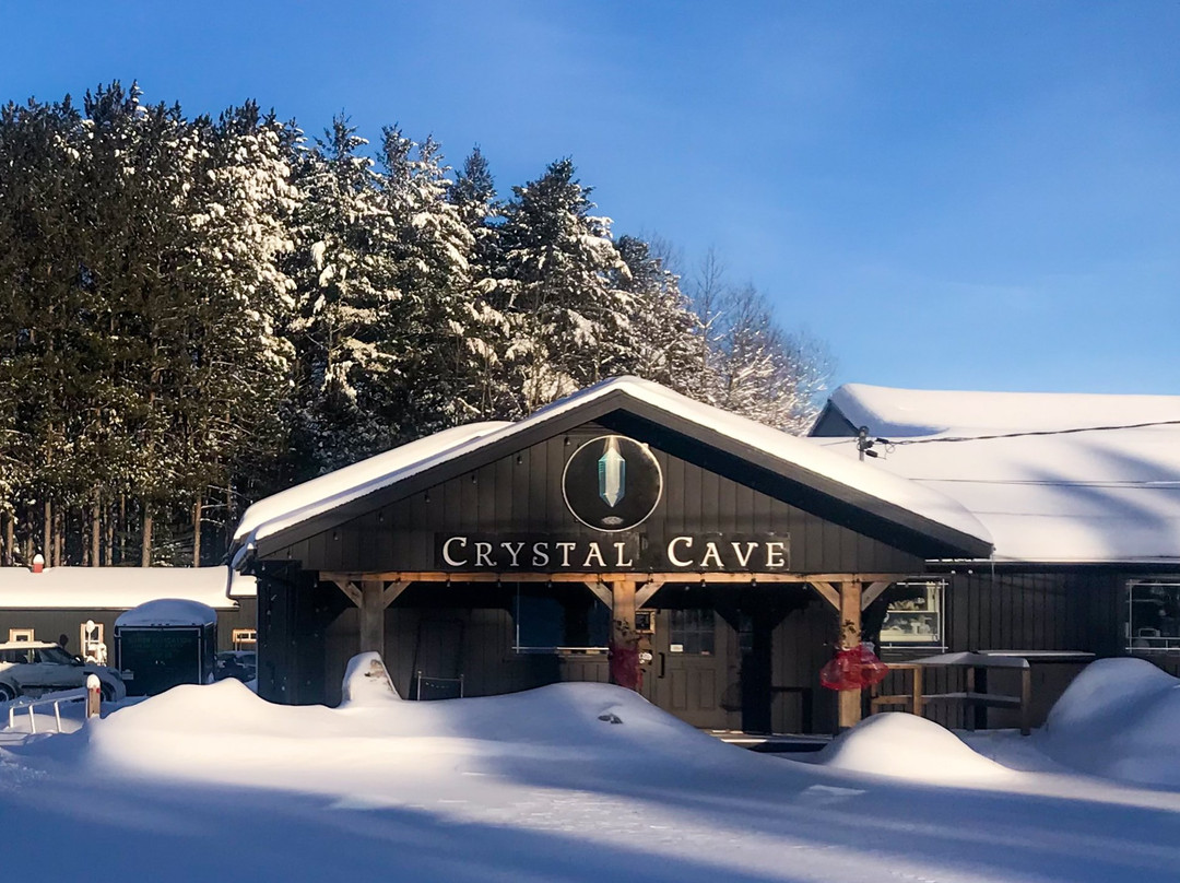 Crystal Cave景点图片