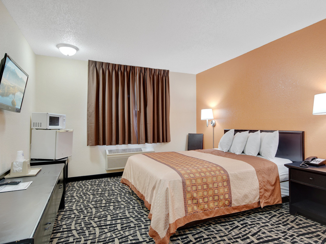 North Town Inn & Suites