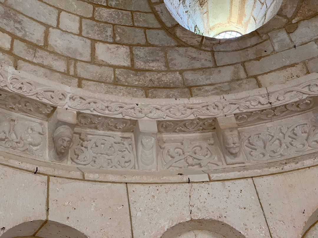 Saint-Cybard Church景点图片