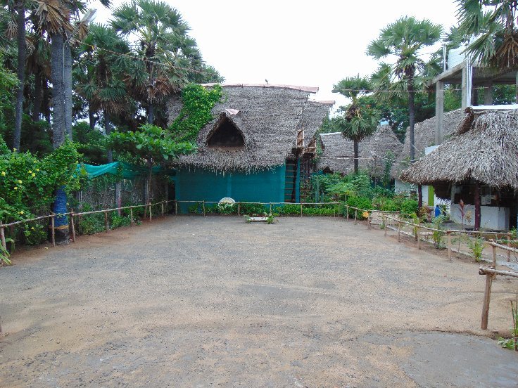 Rainbow Cottages ECR-官方