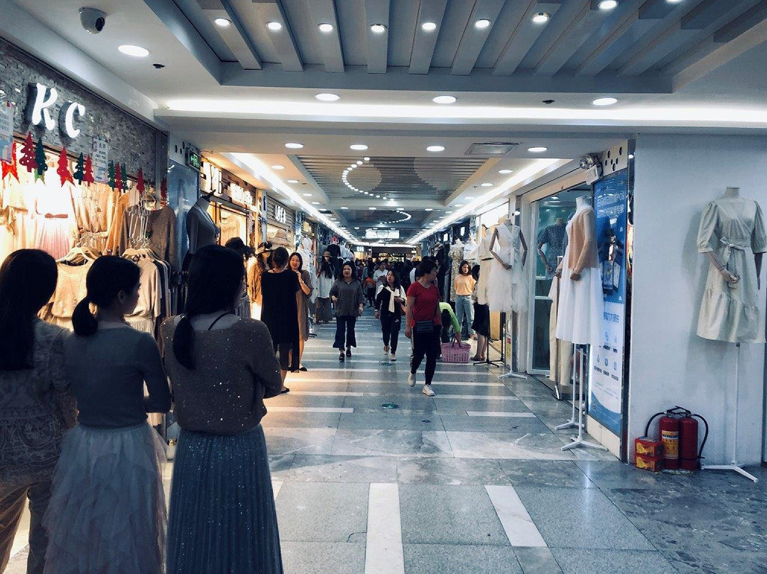 白马服饰批发市场-广州市必去景点