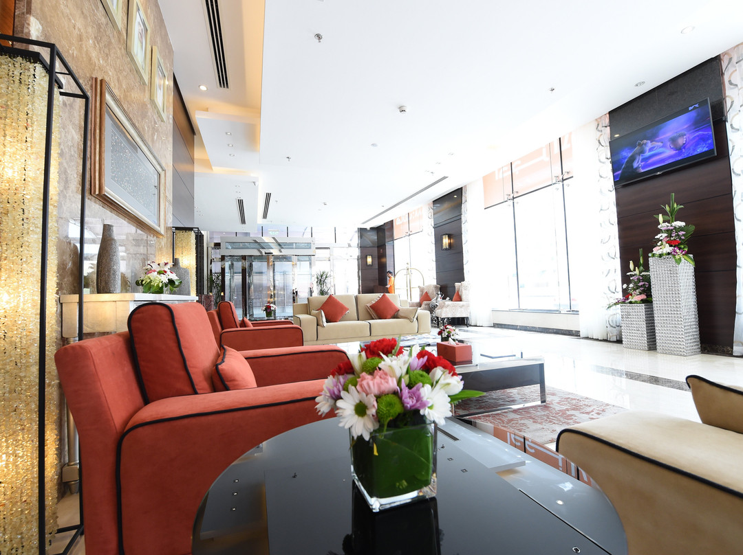 Orange Suites Hotel主图