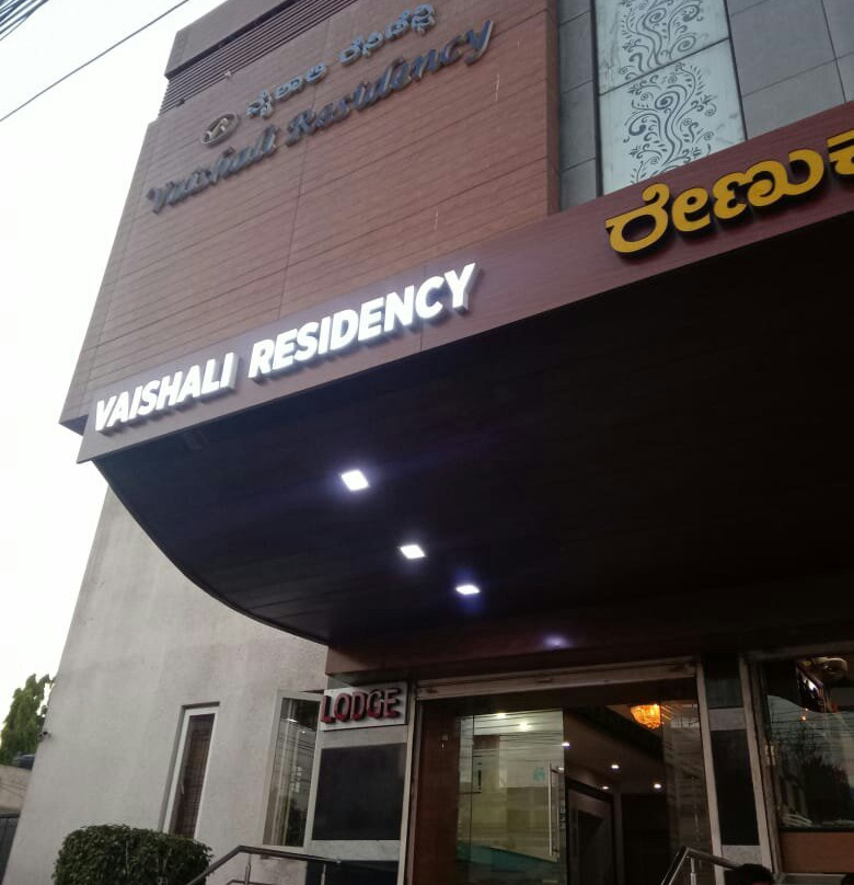 IROOMZ Vaishali Residency
