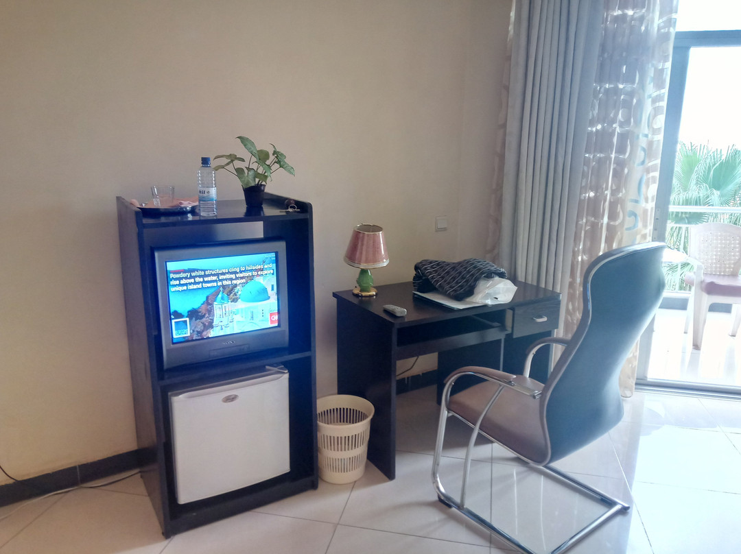 Beausejour Hotel主图