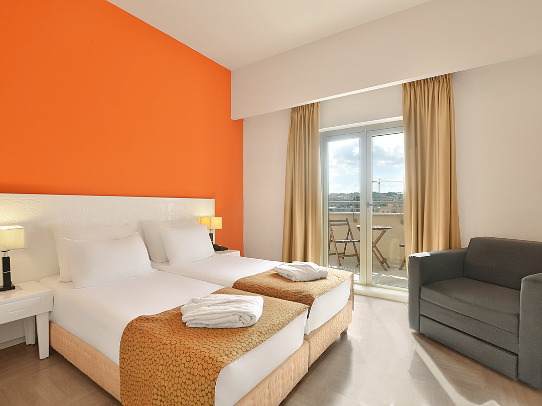 Ruth Daniel Residence主图