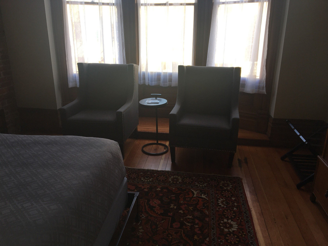 The Belmont Hotel主图