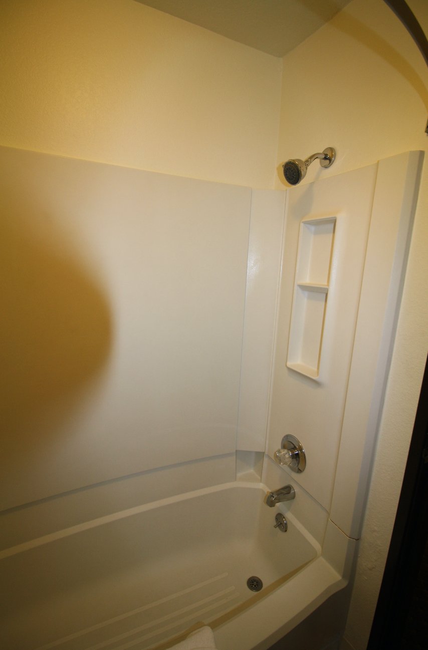 Super 8 by Wyndham Kalispell Glacier National Park-浴室