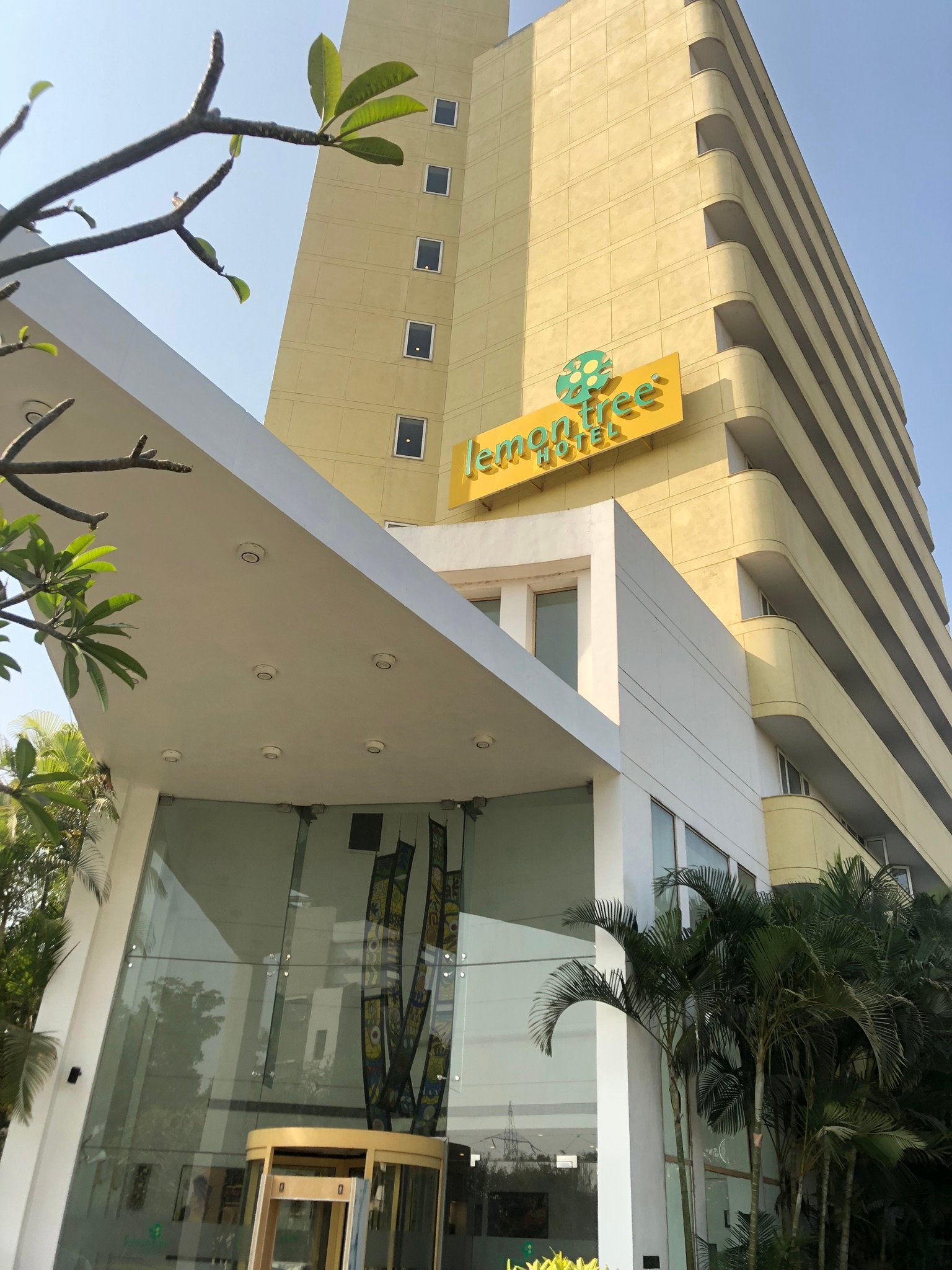 Lemon Tree Hotel, Hinjawadi, Pune-浴室