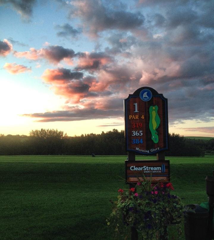 Tooth of the Dog Pound Creek Golf Course景点图片