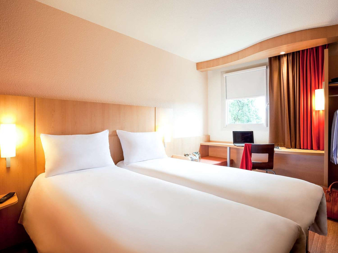 ibis Lyon Est Chaponnay主图
