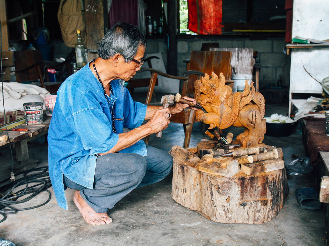班塔瓦木雕村景点图片