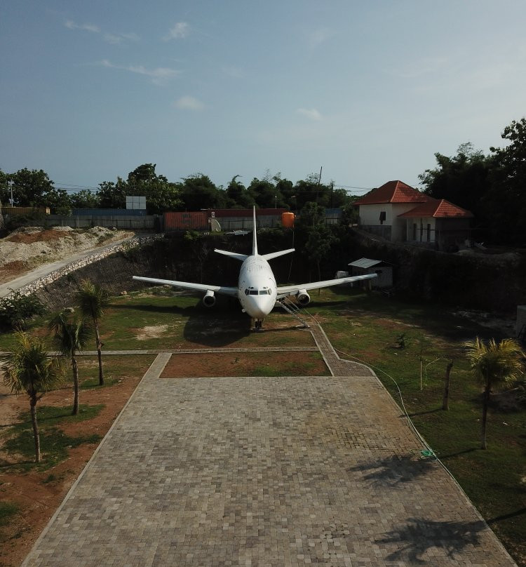 Abandoned Plane-Kutuh必去景点