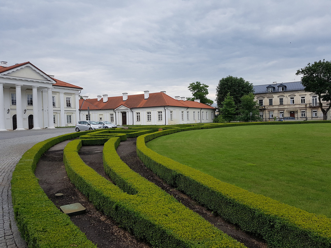 Oginskich Palace景点图片