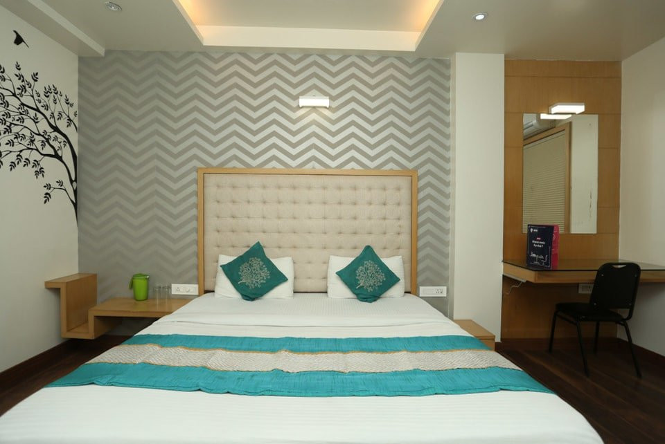 OYO 3774 Hotel Naman Palace主图