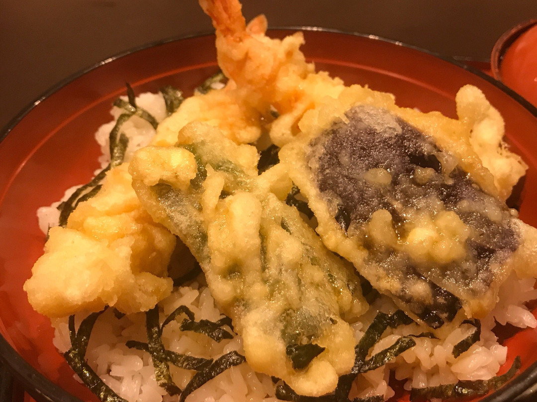 高粱市餐馆和美食-Uotomi