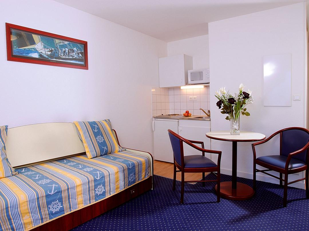 Terres de France - Appart'Hôtel Brest主图