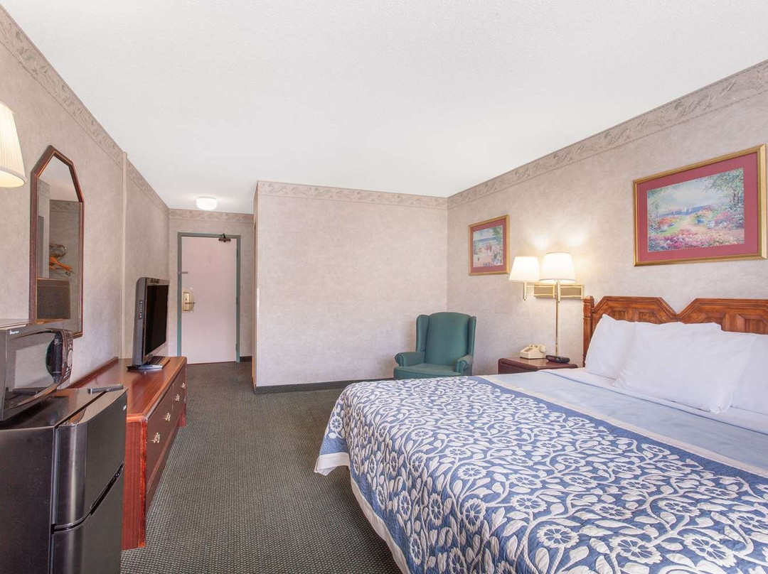 坎普戴斯酒店主图