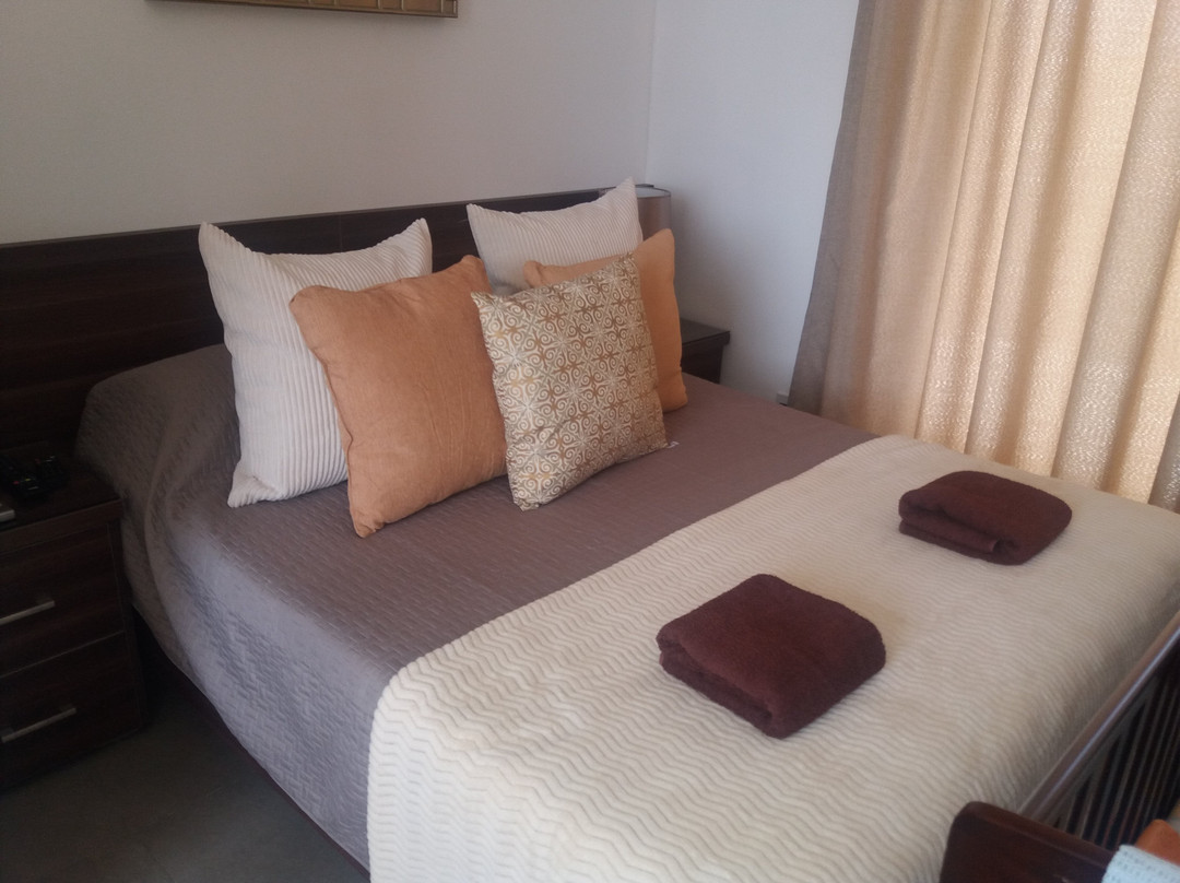 DGolden Valley Boutique主图