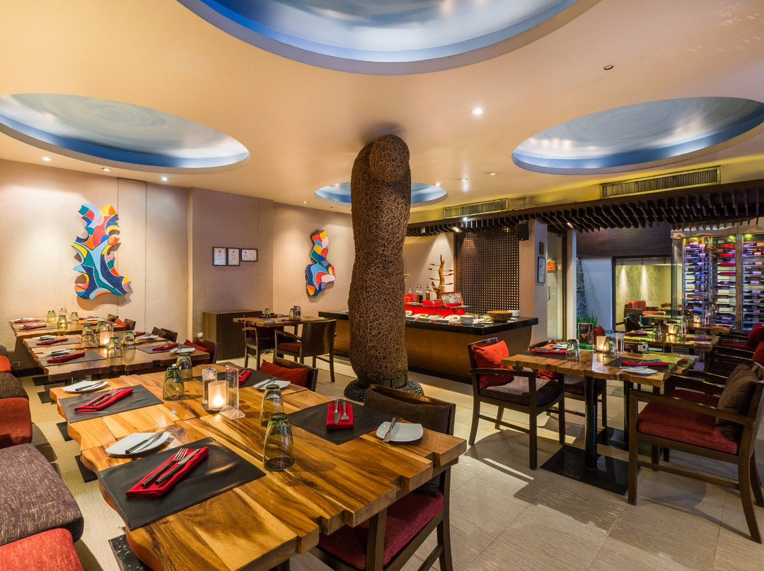 查汶丽晶海滩度假村主图