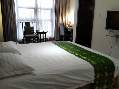 金钥匙国际大酒店主图