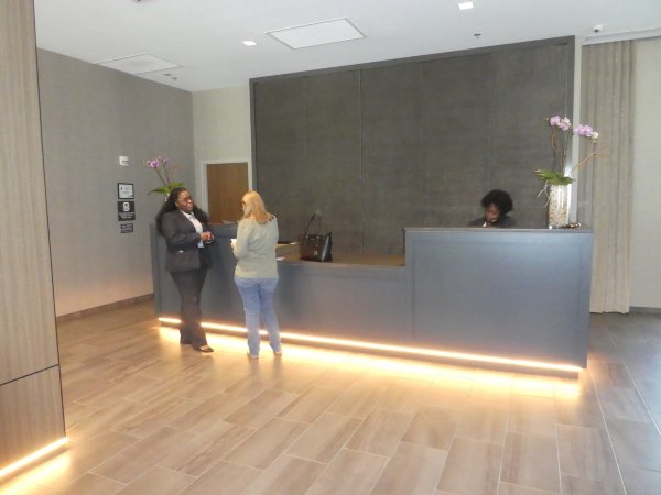 教堂山市区AC酒店-浴室