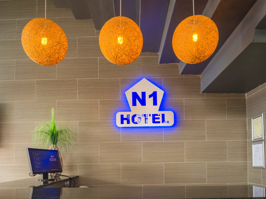 N1 Hotel Bulawayo主图